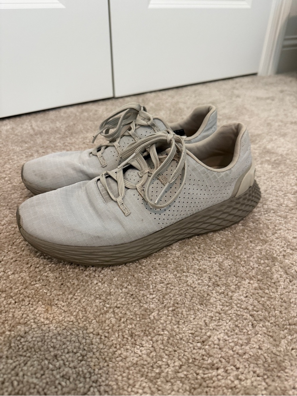 NOBULL Women’s Light Gray Sneakers
